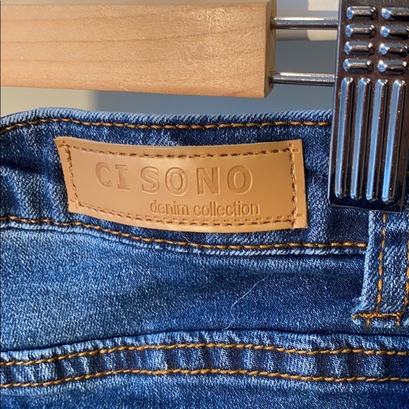 Ci Sono distressed cuff raw hem skinny jean - Picture 3 of 9